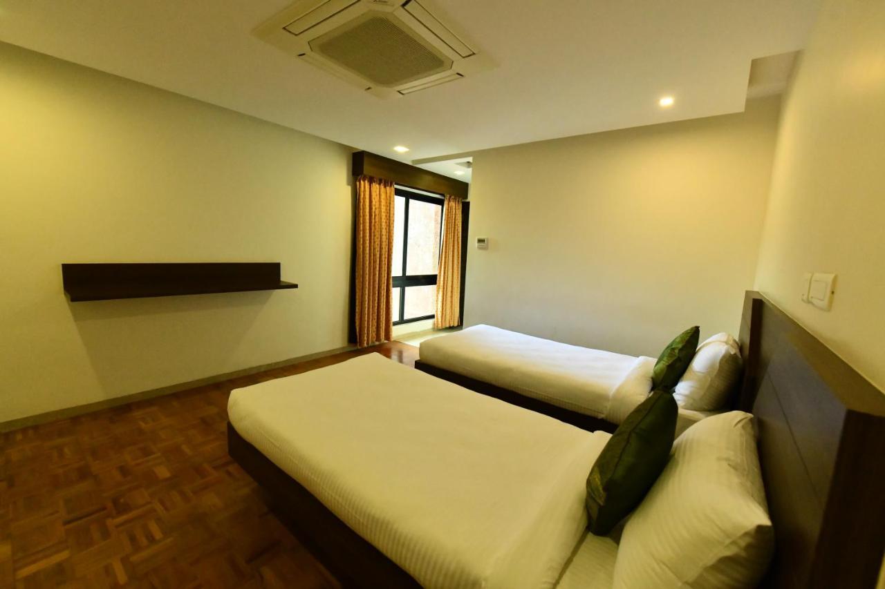 Rns One Hotel Subrahmanya Bagian luar foto