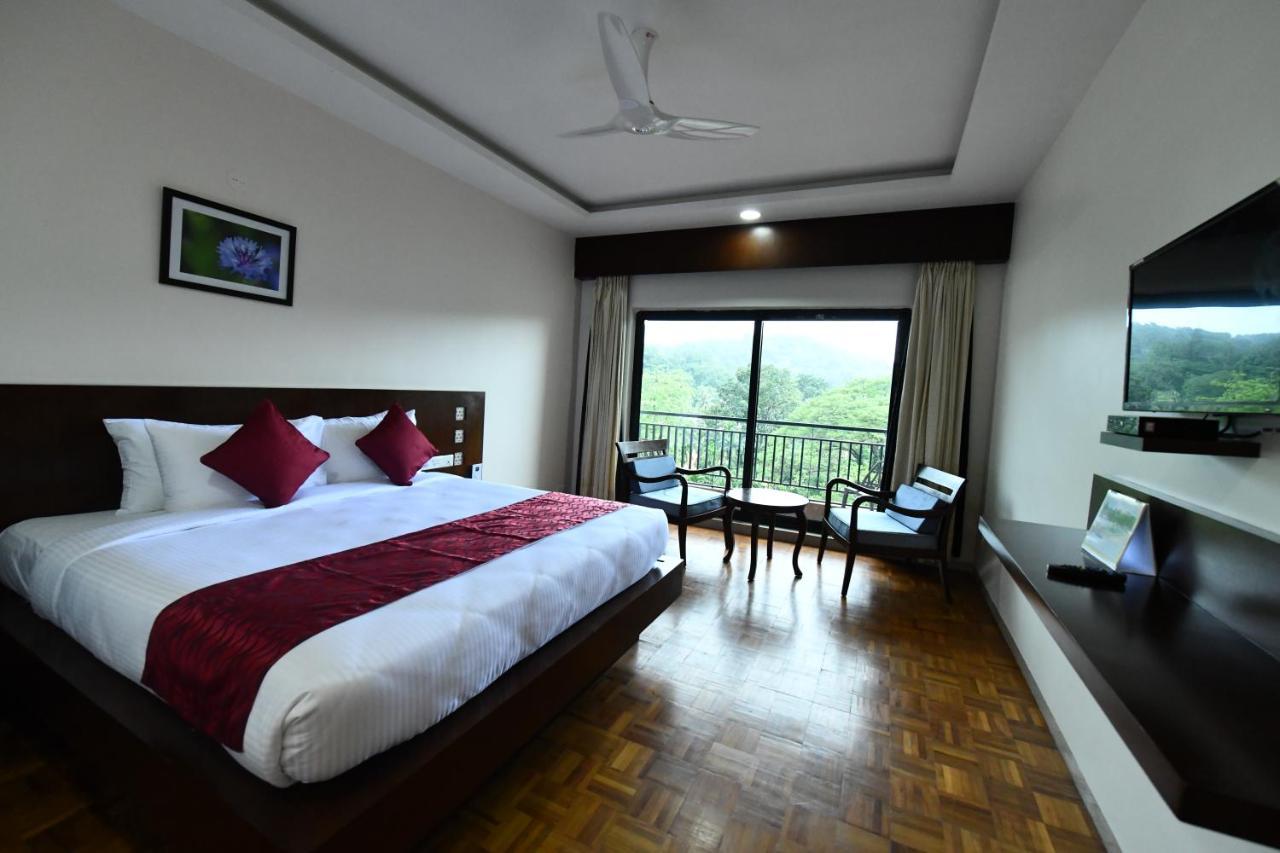 Rns One Hotel Subrahmanya Bagian luar foto