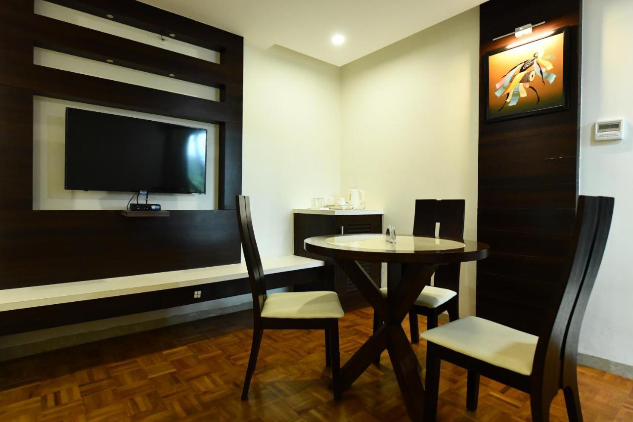 Rns One Hotel Subrahmanya Bagian luar foto