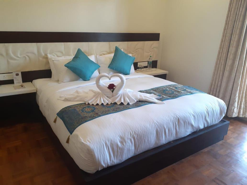 Rns One Hotel Subrahmanya Bagian luar foto